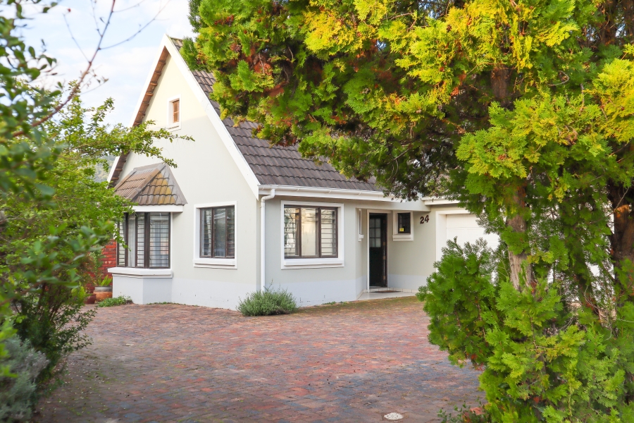 3 Bedroom Property for Sale in The Island Western Cape